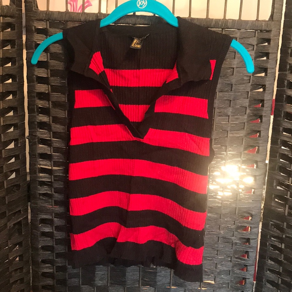 Sleeveless top